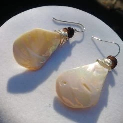 Dawn Welburn - Consignment Shell Earrings (Medium) Local Artisan Handmade Gifts